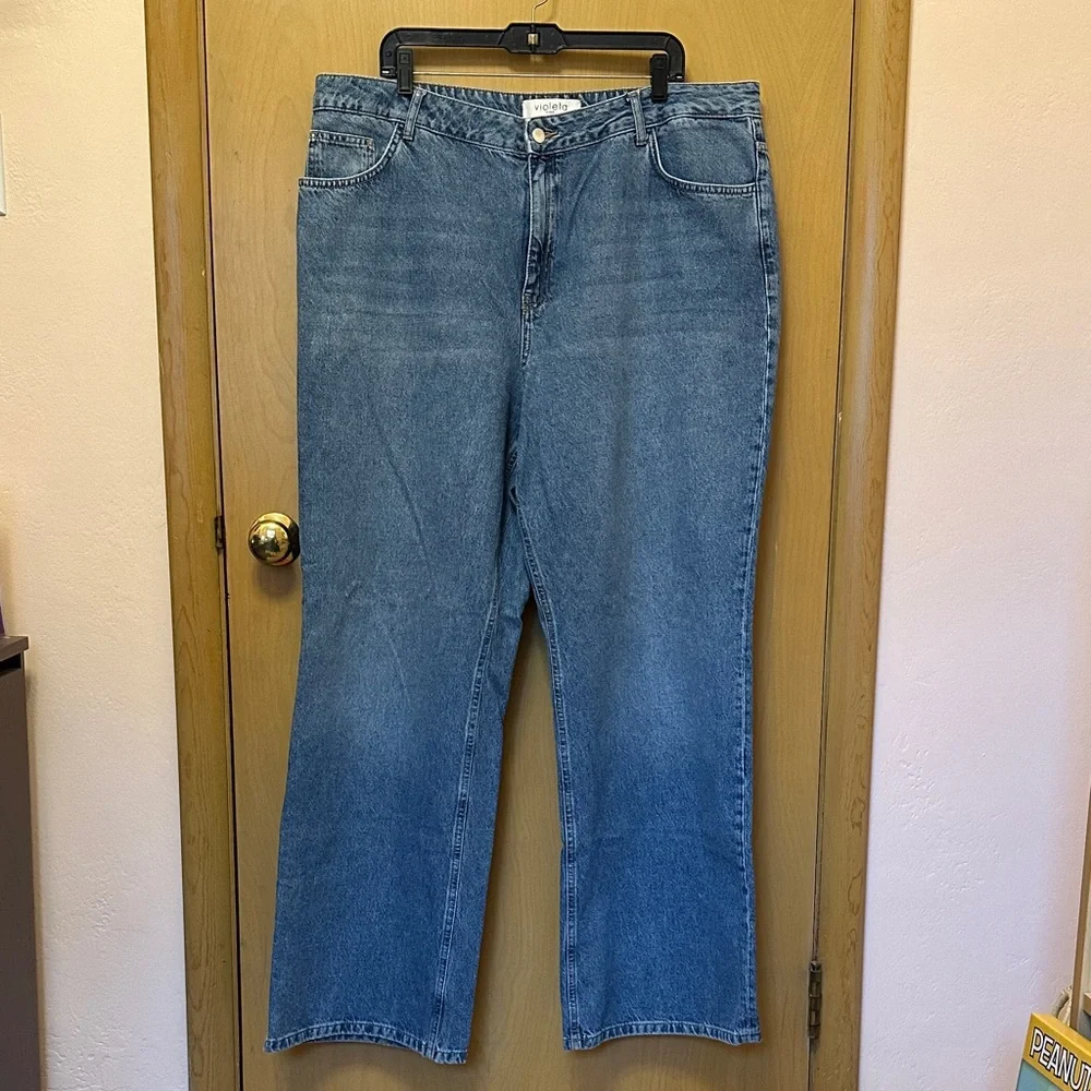 High Rise Wide Leg Jeans - Picture 1 of 4